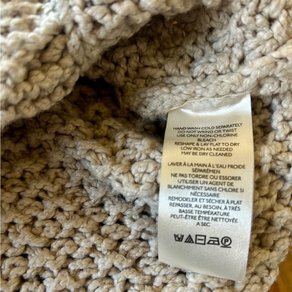 Free People - Cutting edge cable cropped sweater (NWOT) - Picture 8 of 8